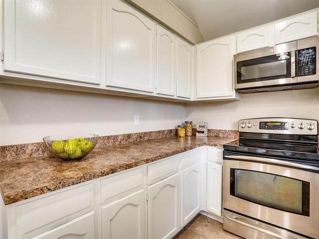 Building Photo - 626 Cribbs Dr
