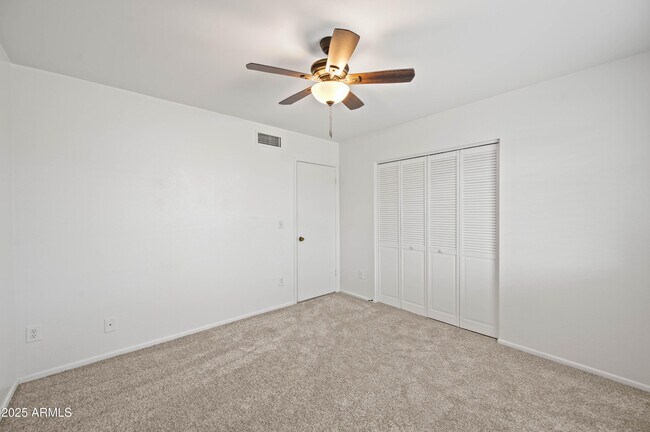 Building Photo - 2946 W Villa Maria Dr
