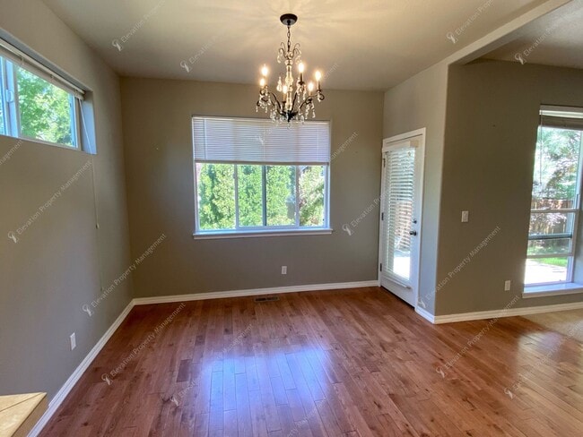 Building Photo - Spacious Corner Home in Prime SW Bend Location – Steps from the Deschutes River Trail