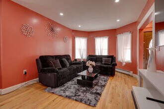 Building Photo - 12 Kahler Ave
