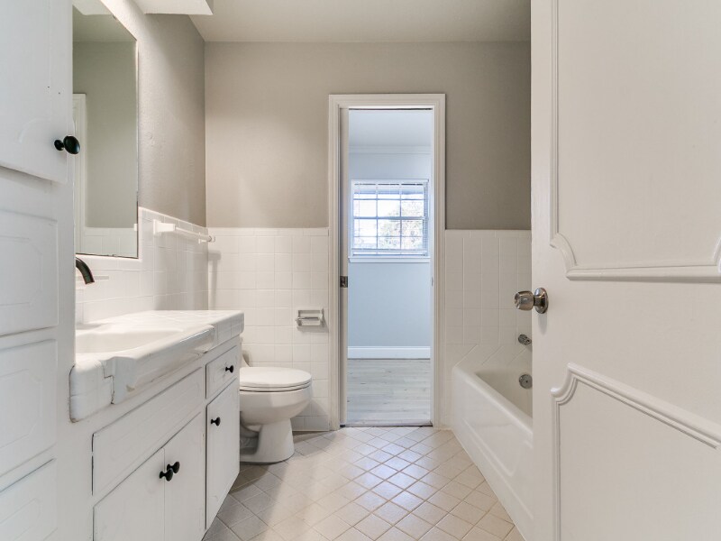 Building Photo - 7625 NW 26th St