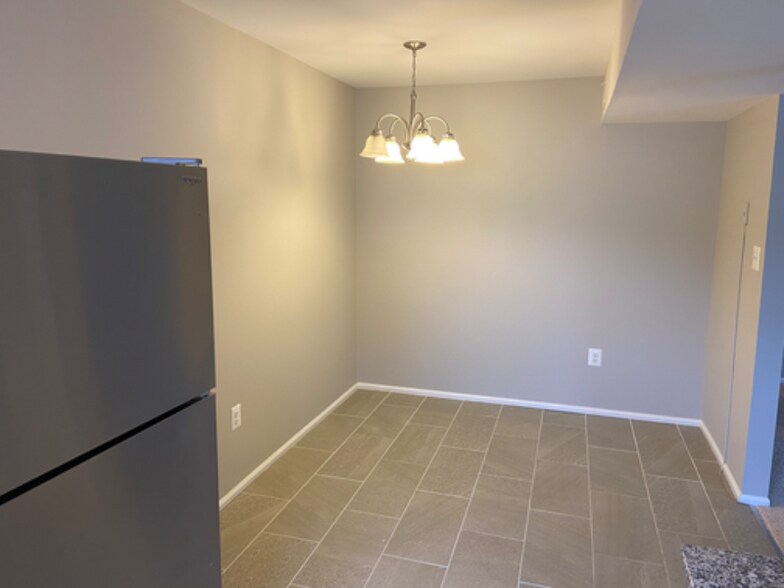 Building Photo - 2774 Marsala Ct