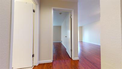 Building Photo - Beautiful 1 Bedroom 1 Bathroom in Pac Heig...