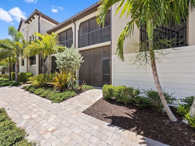 Building Photo - 5694 Palmer Cir