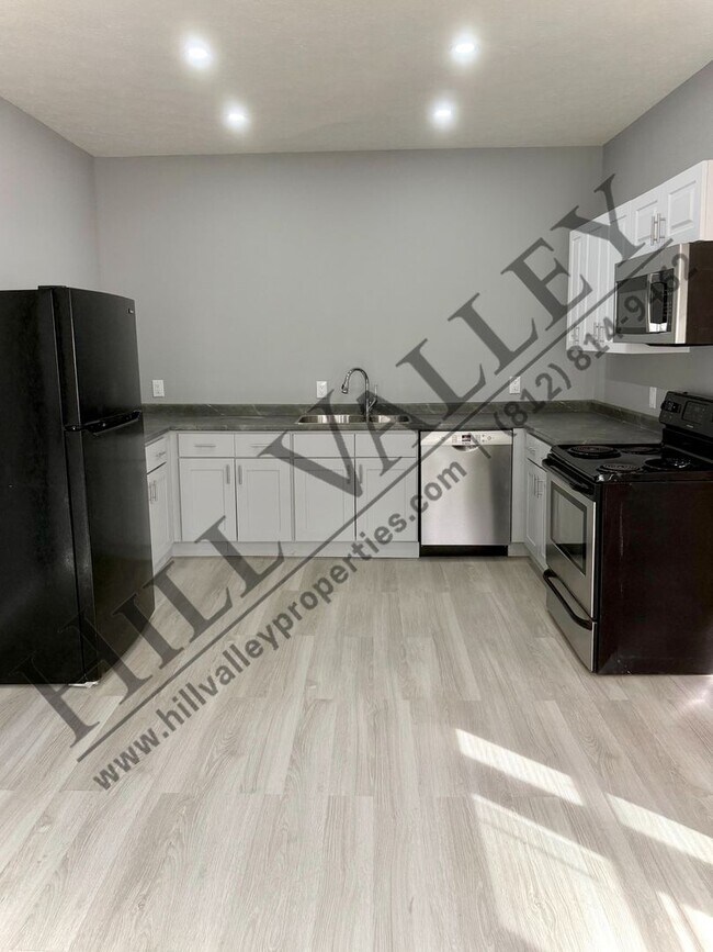 Building Photo - 1333 S 10th St