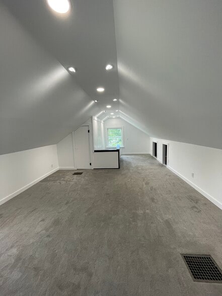 Master Bedroom - 4148 S Pipestone Rd
