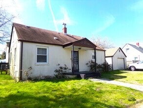 Building Photo - 4225 Hacienda St