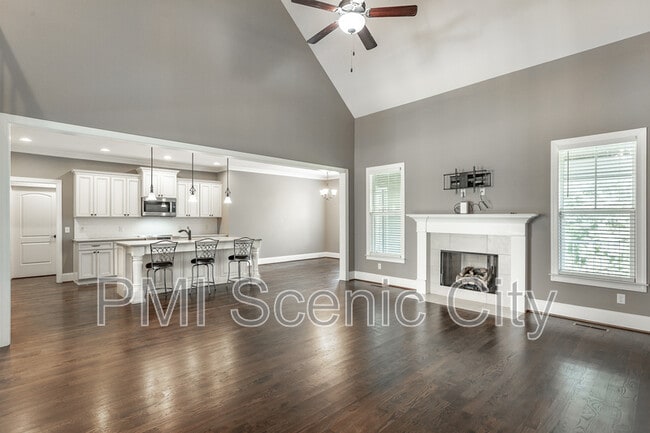 Building Photo - 7725 Peppertree Dr