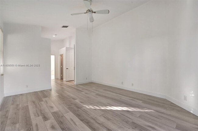 Building Photo - 1709 Victoria Pointe Cir