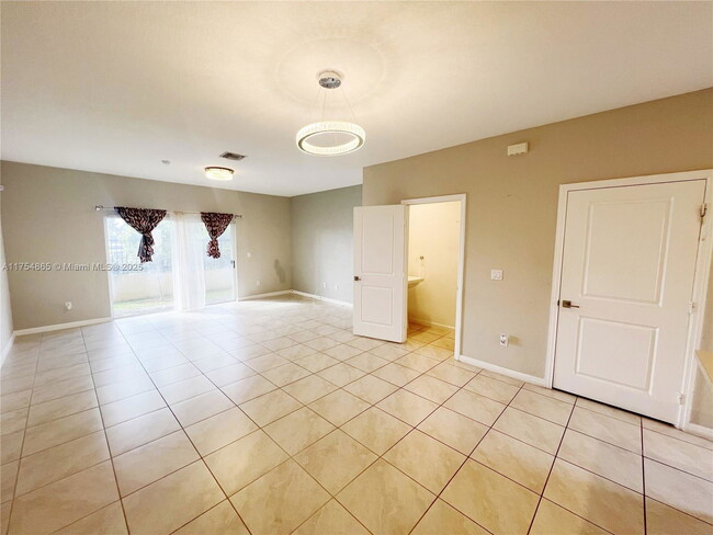Building Photo - Northwest 29th Court, Miami Gardens, FL 33...