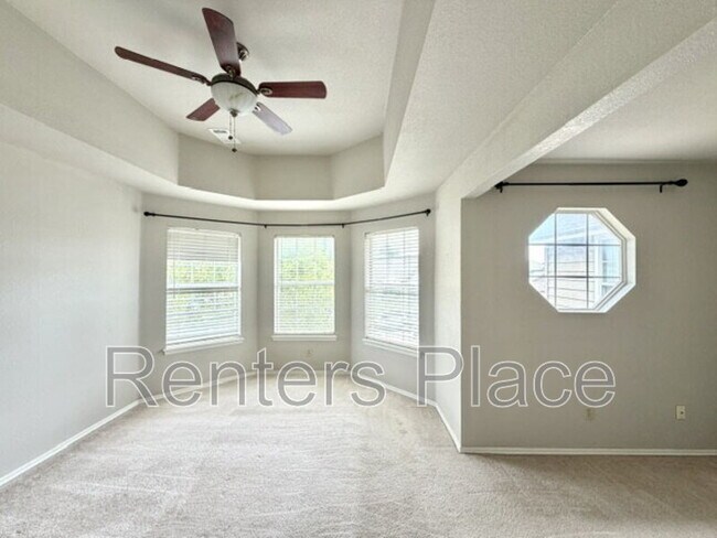 Building Photo - 2012 S Aster Ave
