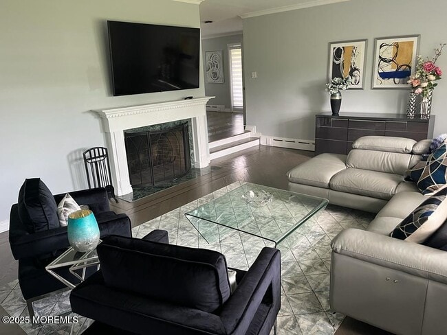 Building Photo - 111 Sheridan Ave