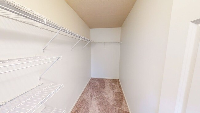 Building Photo - 5003 Ivyvine Blvd