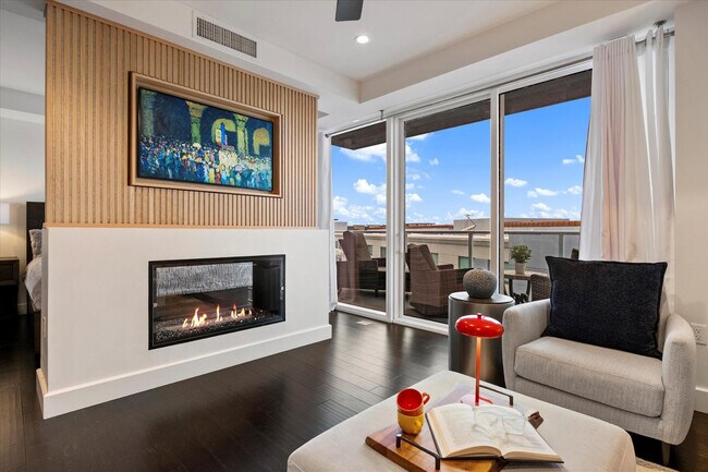 Building Photo - 4422 N 75th St