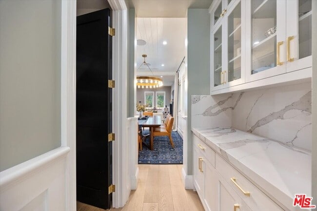 Building Photo - 4225 Alcove Ave