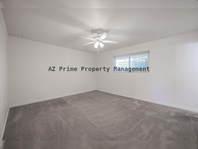 Building Photo - 428 E Fremont Dr