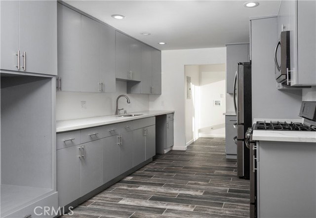 Building Photo - 3834 W 111th Pl