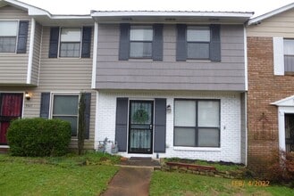 Building Photo - Grayson Valley Townhome w/ Fenced Backyard, close to Trussville