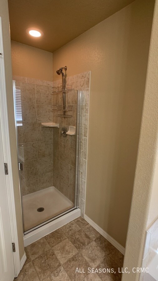 Building Photo - 954 Diamond Rim Dr