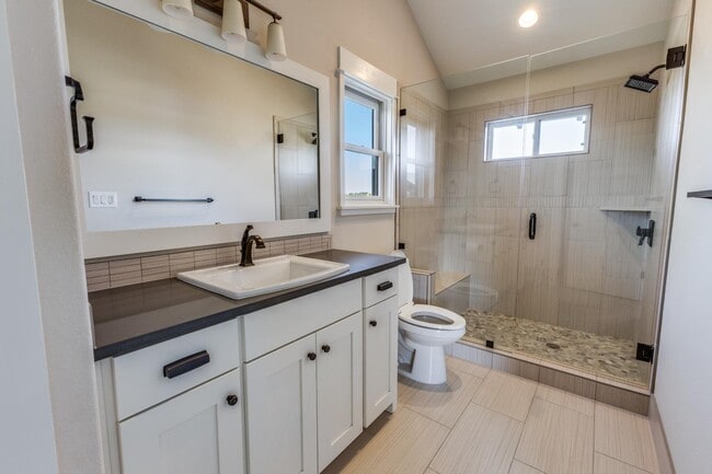 Building Photo - 2217 Seabiscuit Cv