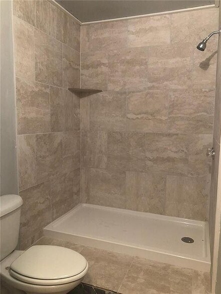 Bathroom - 109 E 3rd St