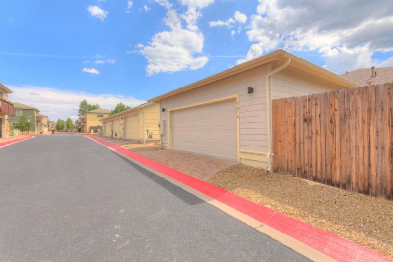 Building Photo - 1315 E Hatcher Dr