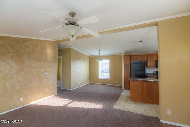 Building Photo - 2331 S Joplin Ave