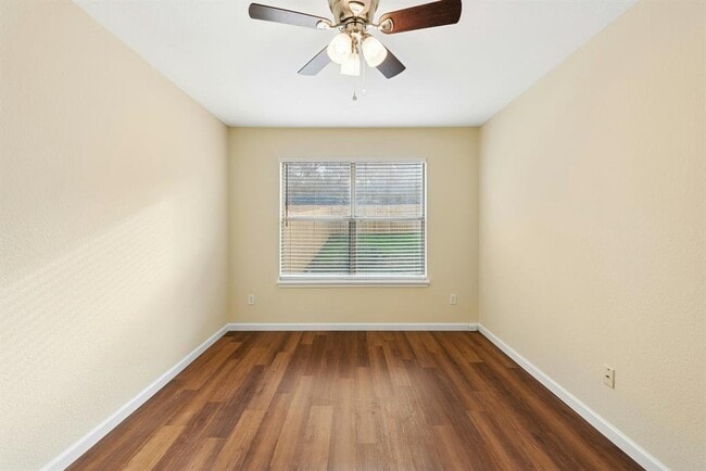 Building Photo - 7209 Oak Meadow Dr