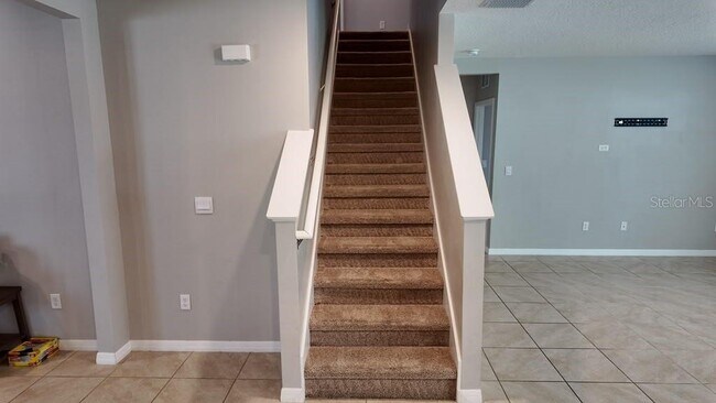 Building Photo - 11237 Amber Ridge Dr