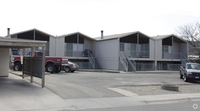 Building Photo - 1340 E Sherwood Dr