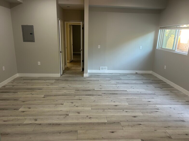 Living Room - 19548 Los Alimos St
