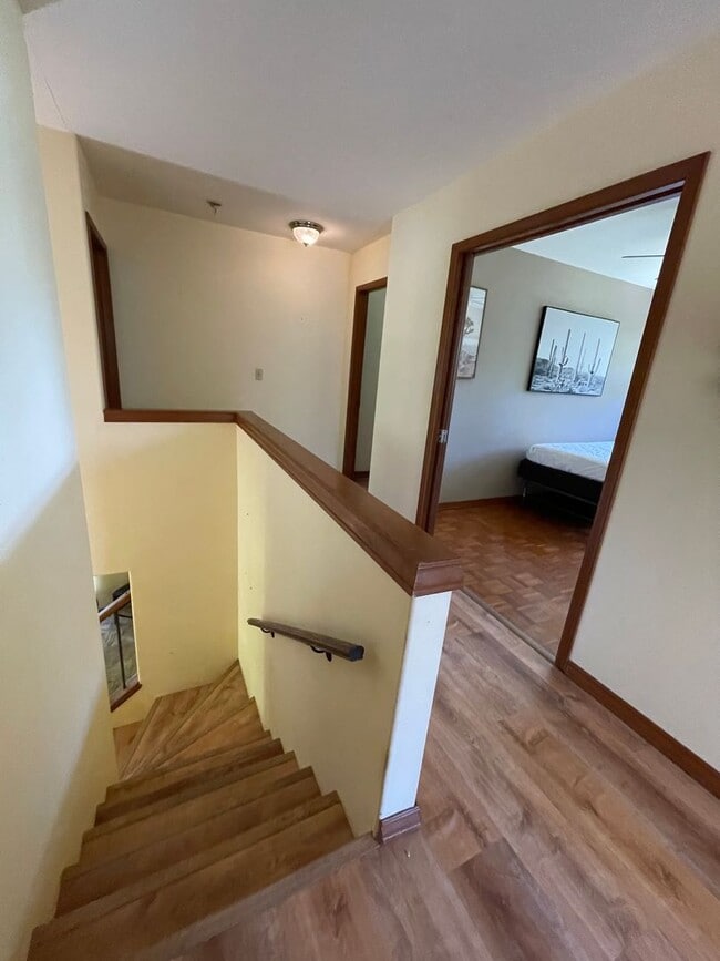 Building Photo - Spacious 4-Bedroom Retreat in Haiku with S...