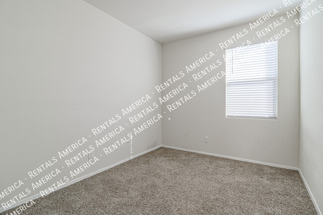Building Photo - 11323 E Verbina Ln