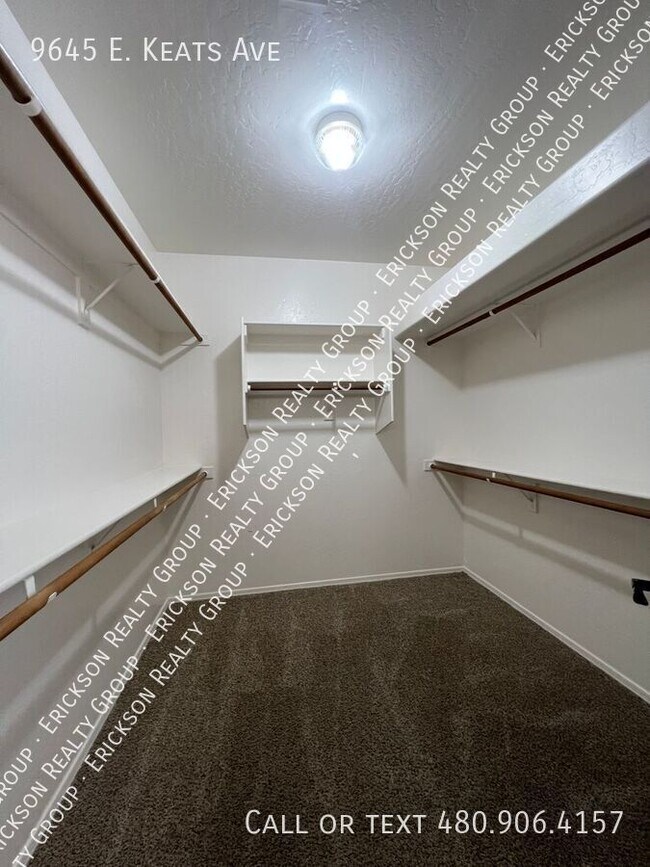 Building Photo - 9645 E Keats Ave