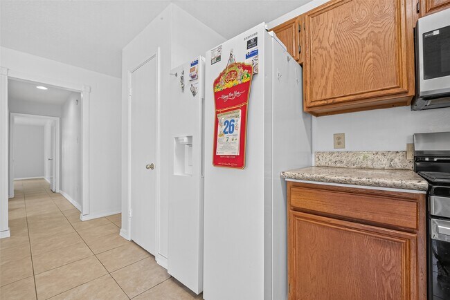 Building Photo - 6510 Grand Haven Dr