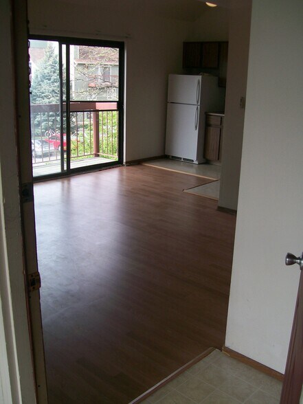 Building Photo - 4501 Boardwalk Dr
