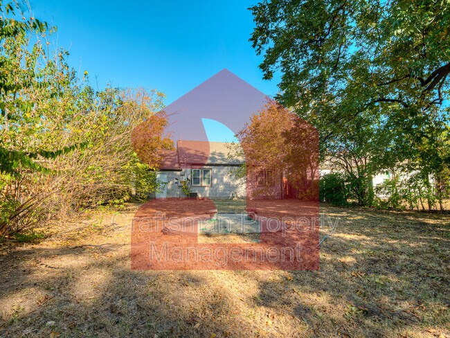Building Photo - 3132 NW 28th St