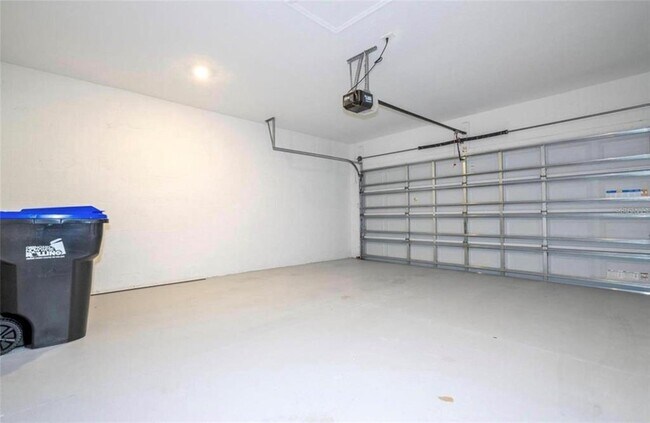 Building Photo - 13890 Title Wy