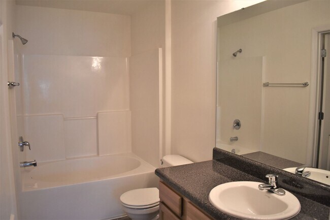 Building Photo - 75 BC