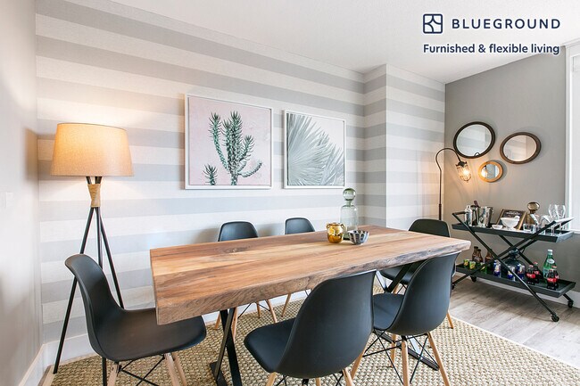 Building Photo - 480 2nd Ave