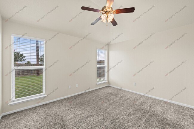 Building Photo - 7811 Redbrush