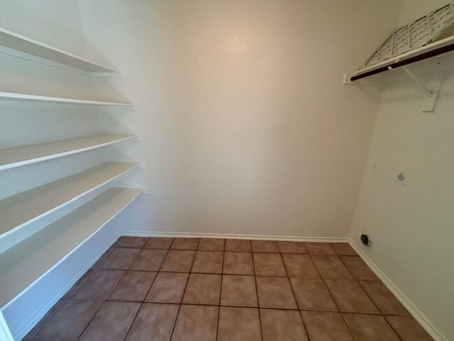 Building Photo - Nice Single Story Home in Eagle Mtn ISD with community pool