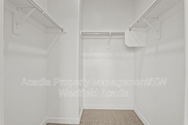 Building Photo - 419 Wood Stream Rd