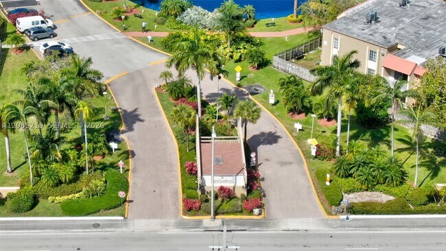 Building Photo - 5102 NW 79th Ave