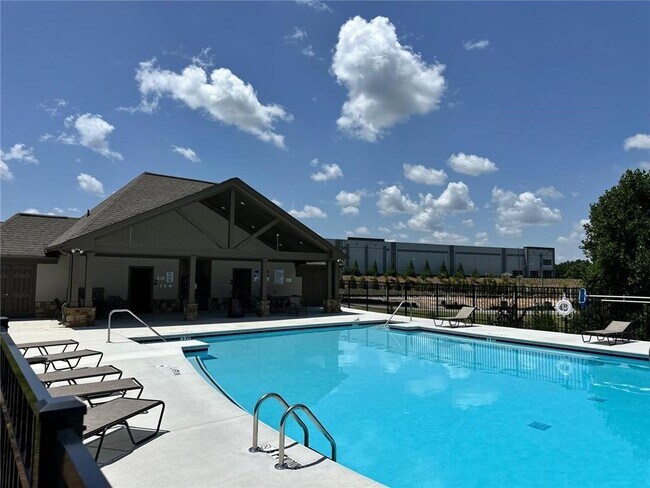 Building Photo - 3071 Greyton Dr