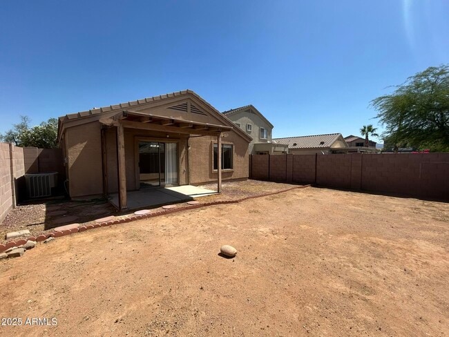 Building Photo - 10903 E Arcadia Ave