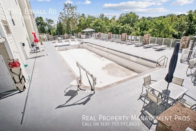 Building Photo - 6301 Edsall Rd