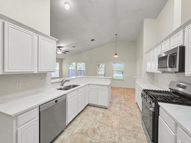 Building Photo - 14626 Gervaise Dr