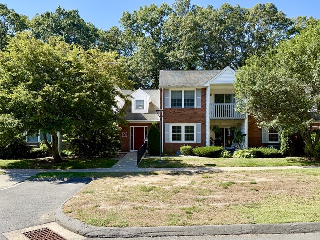 Primary Photo - 9 Concorde Way