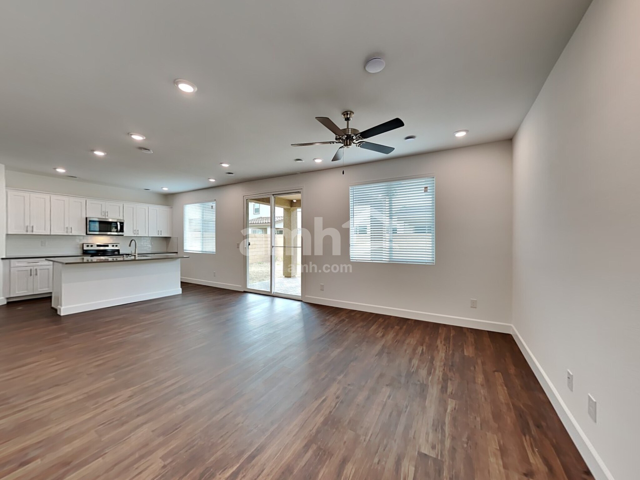 Building Photo - 8913 Carmine Cob Ave